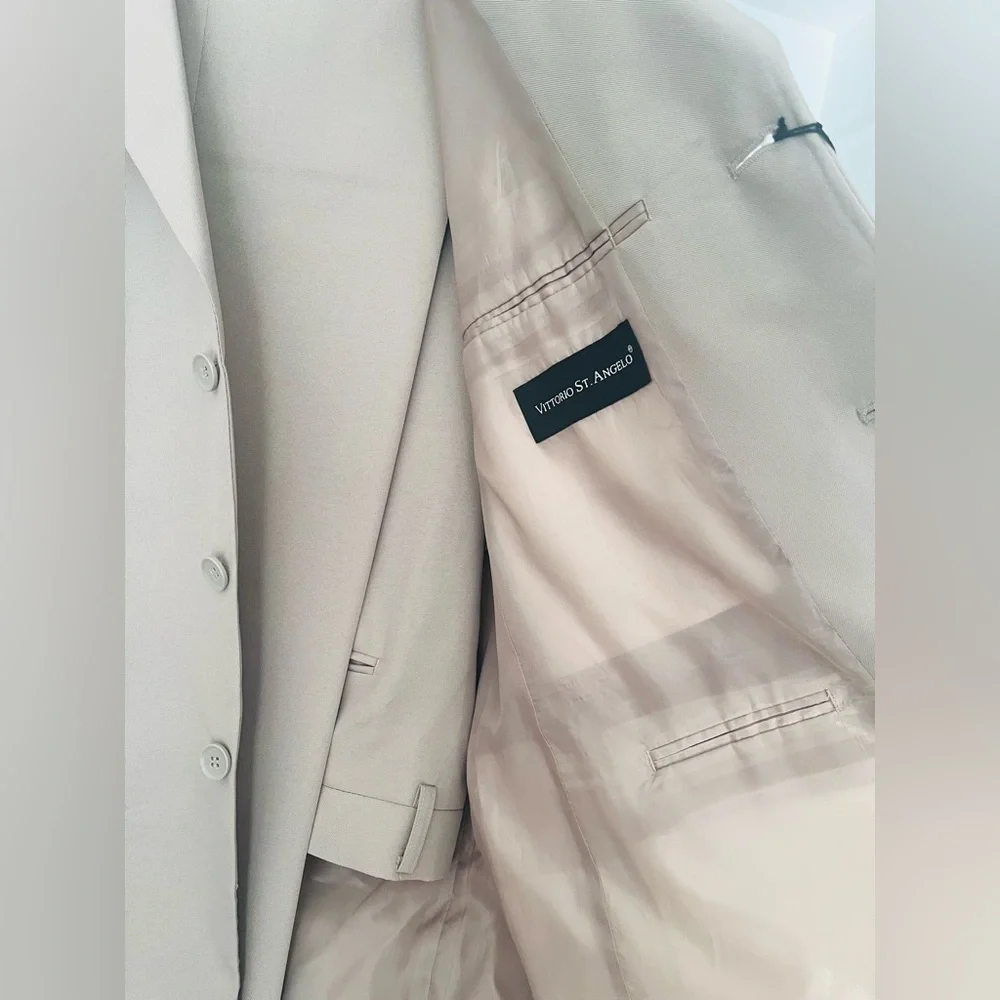 NEW Mens Vittorio St. Angelo Beige Cream 3 Button Suit Pants Size 42R 36W NWT
